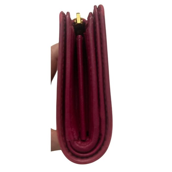 Prada Red Epi Leather Compact Wallet With Gold-Tone Zip & Snap Closure - Picture 4 of 11